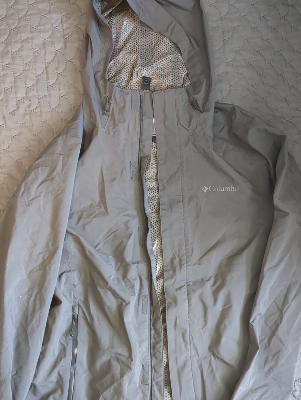 Columbia Light Jacket
